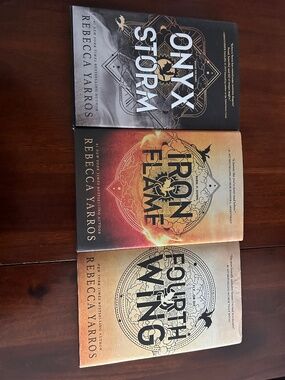 The Empyrean Series Set - Fourth Wing, Iron Flame & Onyx Storm ⛈️